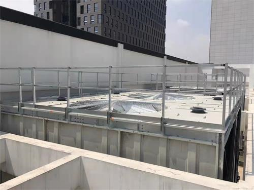 冷卻塔吸垢儀的功能與作業(yè)原理(冷卻塔吸垢機)